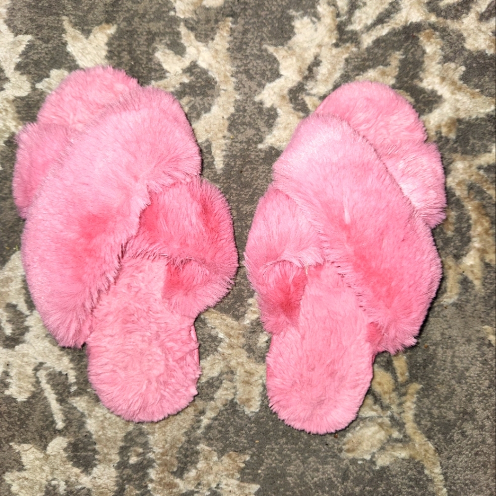 J. Crew fuzzy faux fur slippers